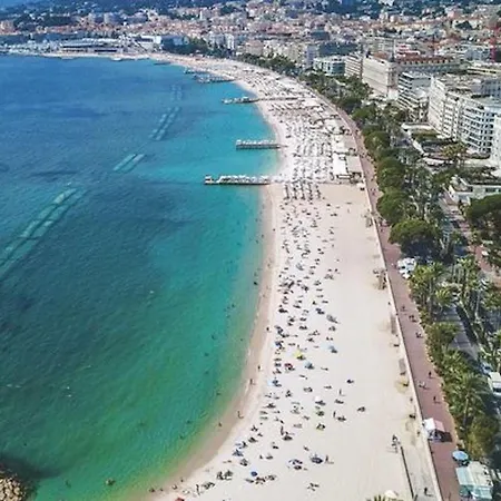 Center - Very Practical - Comfort * Cannes