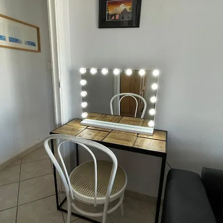 Center - Very Practical - Comfort Апартаменты *