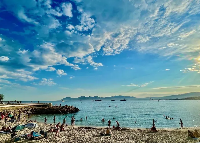 Center - Very Practical - Comfort